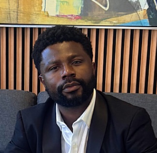 Akindele, David Portrait
